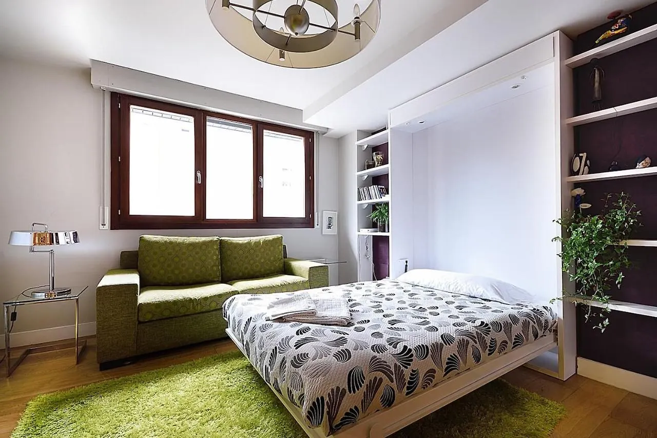 Piso Moderno, Centrico Y Con Garaje Gratis Apartment Bilbao 0*,  Spain